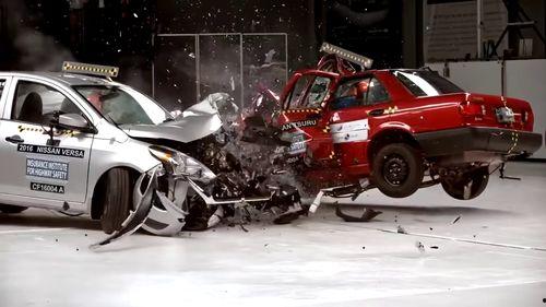 国产螃蟹走车视频大全 第3张 国产螃蟹走车视频大全 第3张