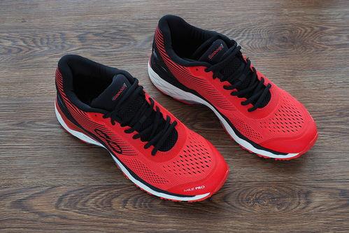 女士国产跑步鞋测评视频,女士专属款,舒适与性能的完美结合 第3张 女士国产跑步鞋测评视频,女士专属款,舒适与性能的完美结合 第3张